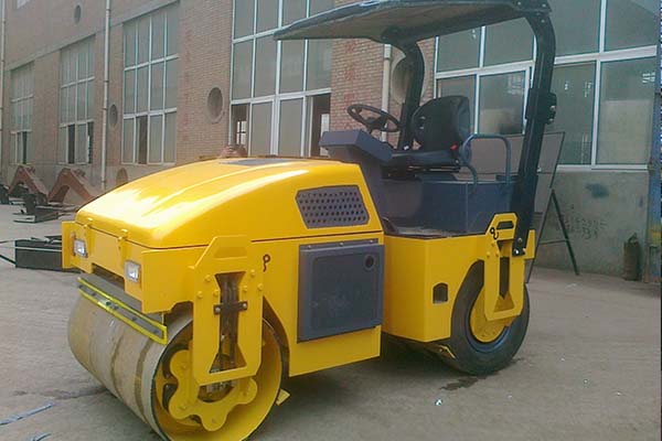 <a href='http://m.ytoven.com' target='_blank'>壓路機(jī)</a> <a href='http://m.ytoven.com' target='_blank'>壓路機(jī)</a>